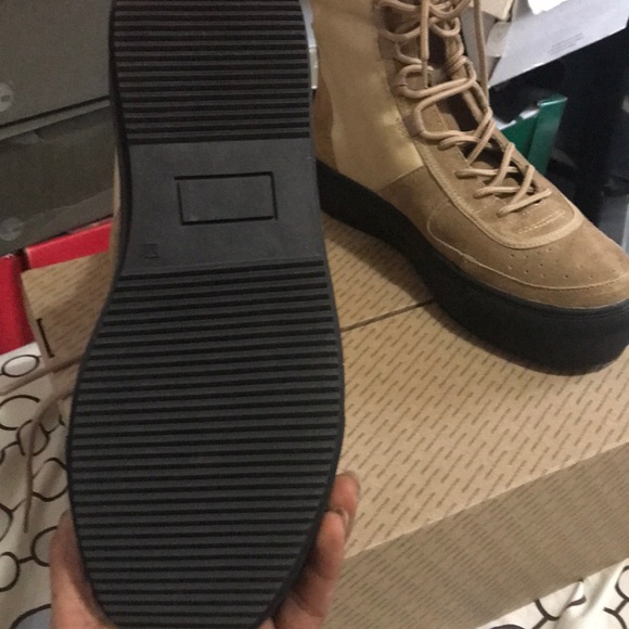 Urban Outfitters high top sneaker - Picture 3 of 3